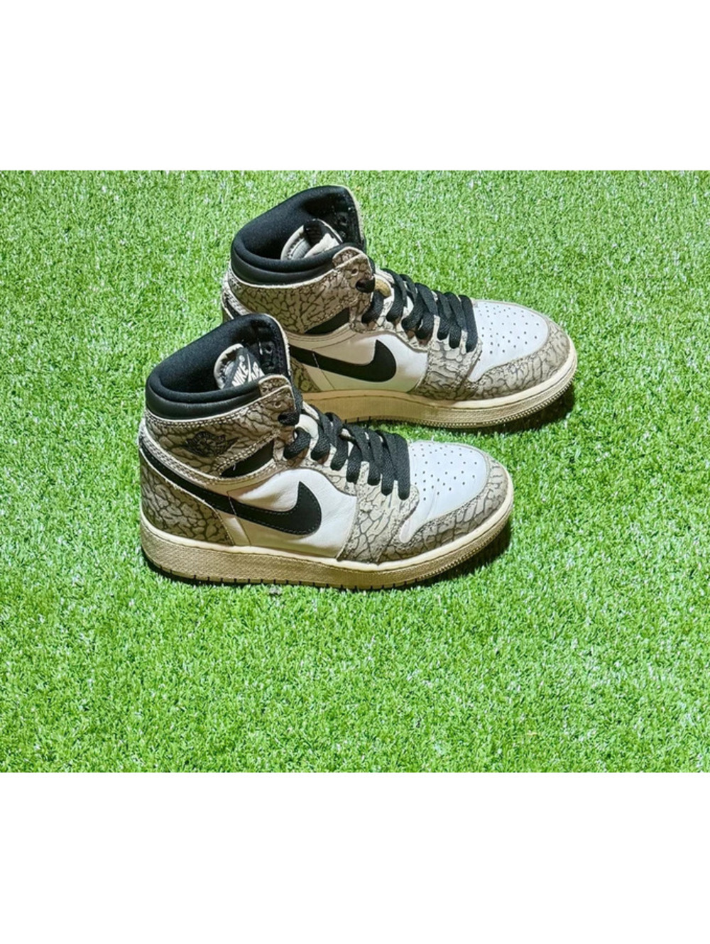 Air Jordan 1 Retro High OG White Cement – Size 5Y / Women’s 6.5